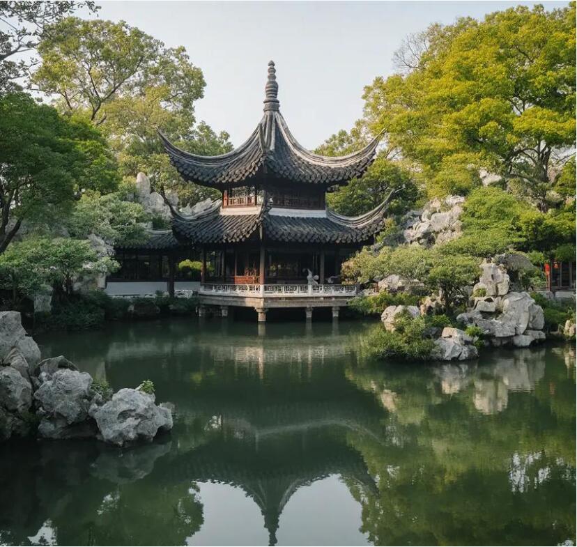 昆明盘龙怜蕾餐饮有限公司